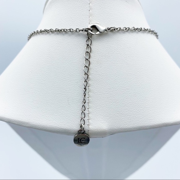 Liz Claiborne Silver Tone Tear Drop w/Rhinestones Statement Necklace - Picture 5 of 11